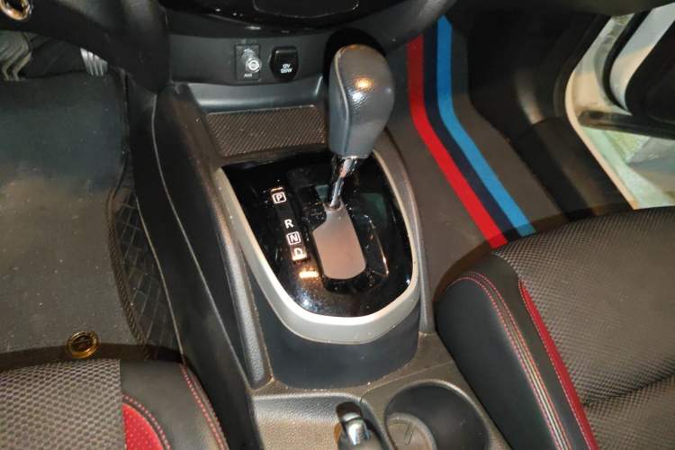 Used Nissan Qashqai 2017 2.0L CVT Smart Enjoyment Version China VI Standard Gear Lever
