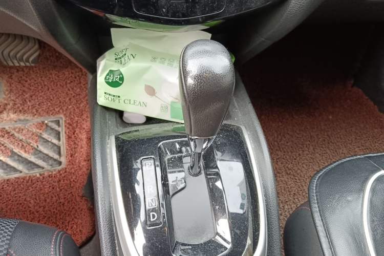 Used Nissan Qashqai 2017 2.0L CVT Smart Enjoyment Version China VI Standard Gear Lever