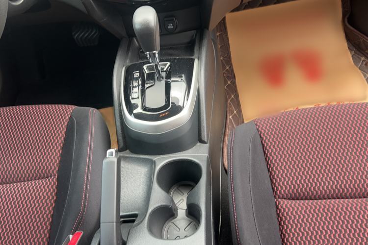Used Nissan Qashqai 2017 2.0L CVT Elite Edition China V Standard Gear Lever