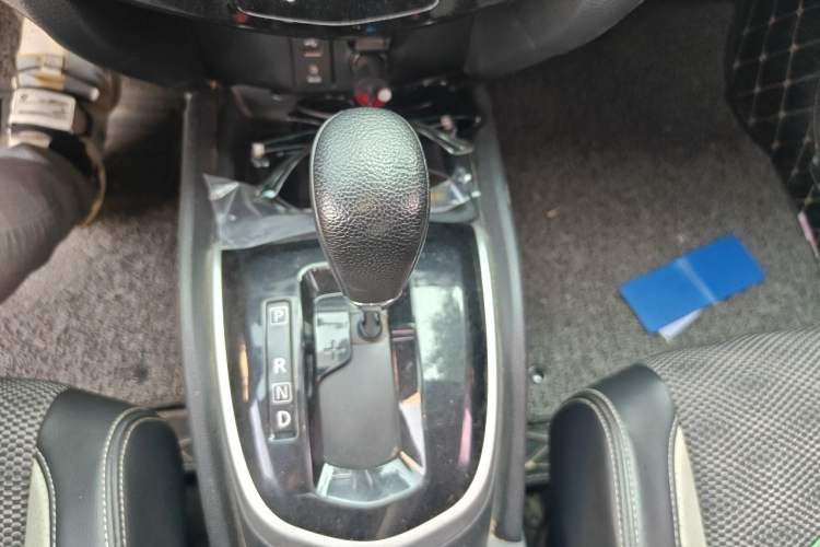 Used Nissan Qashqai 2017 2.0L CVT Smart Enjoyment Version China V Standard Gear Lever