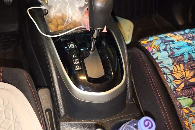 Used Nissan Qashqai 2017 2.0L CVT Elite Edition China VI Standard Gear Lever