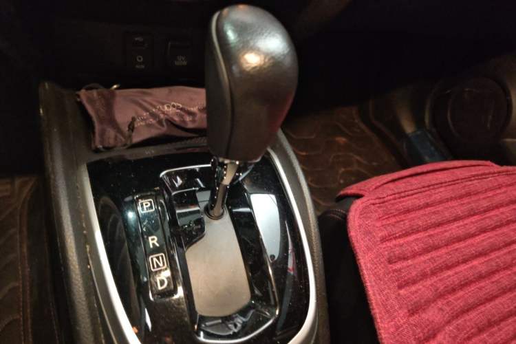 Used Nissan Qashqai 2017 2.0L CVT Luxury Edition China V Standard Gear Lever