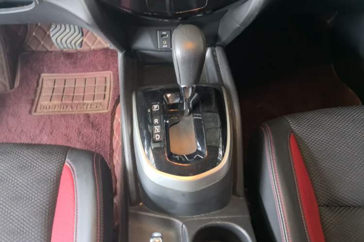 Used Nissan Qashqai 2017 2.0L CVT Smart Enjoyment Version China VI Standard Gear Lever