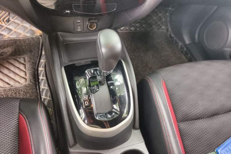 Used Nissan Qashqai 2017 2.0L CVT Luxury Edition China V Standard Gear Lever