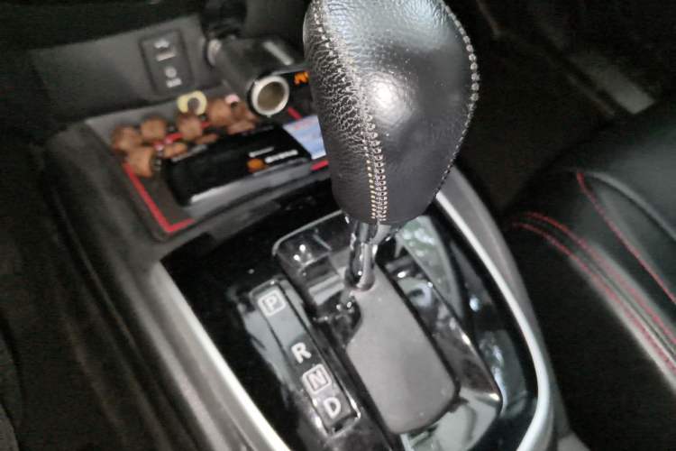 Used Nissan Qashqai 2017 2.0L CVT Elite Edition China V Standard Gear Lever
