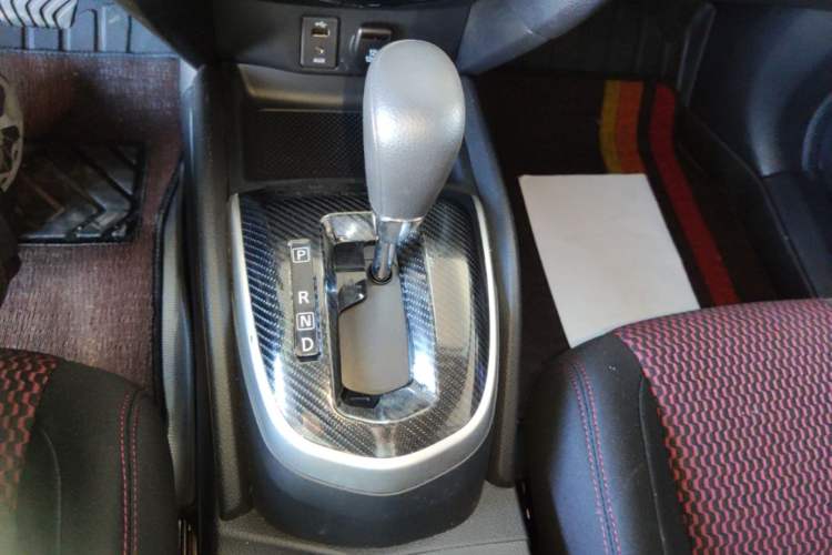 Used Nissan Qashqai 2017 2.0L CVT Elite Edition China V Standard Gear Lever
