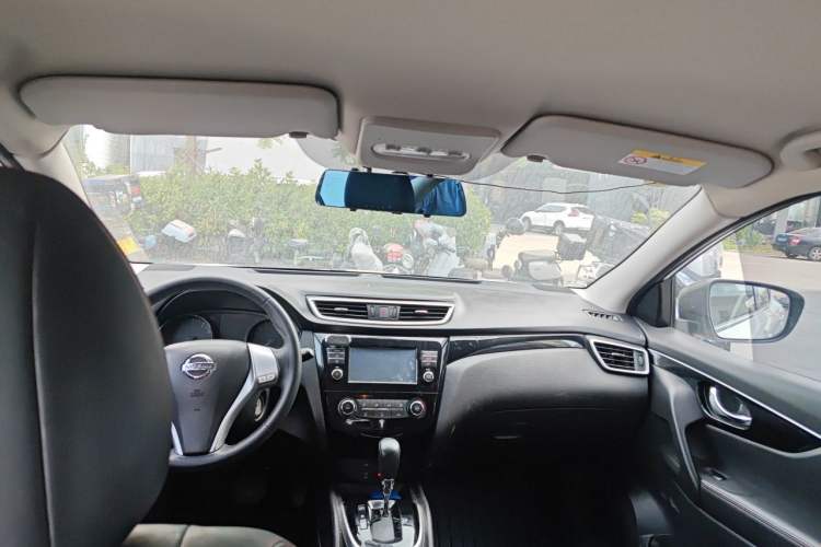 Used Nissan Qashqai 2017 2.0L CVT Smart Enjoyment Version China V Standard Headliner