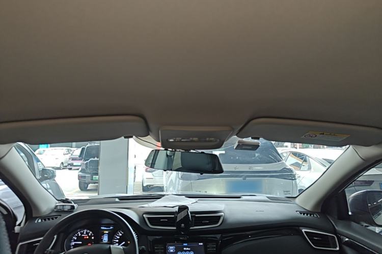 Used Nissan Qashqai 2017 2.0L CVT Elite Edition China VI Standard Headliner