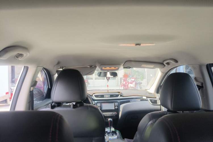Used Nissan Qashqai 2017 2.0L CVT Smart Enjoyment Version China V Standard Headliner