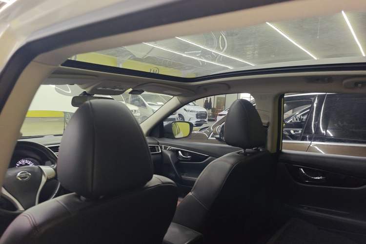 Used Nissan Qashqai 2017 2.0L CVT Luxury Edition China V Standard Headliner