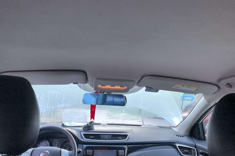 Used Nissan Qashqai 2017 2.0L CVT Elite Edition China VI Standard Headliner