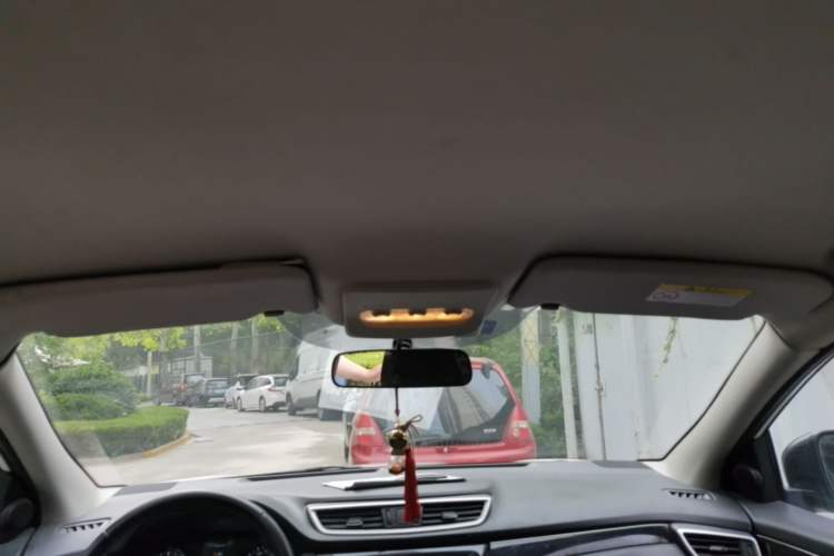 Used Nissan Qashqai 2017 2.0L CVT Smart Enjoyment Version China V Standard Headliner