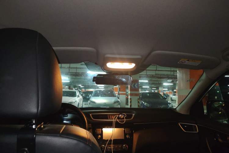 Used Nissan Qashqai 2017 2.0L CVT Smart Enjoyment Version China V Standard Headliner