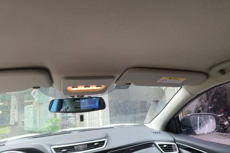 Used Nissan Qashqai 2017 2.0L CVT Smart Enjoyment Version China V Standard Headliner