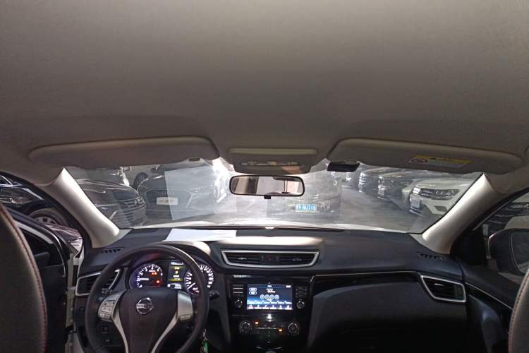 Used Nissan Qashqai 2017 2.0L CVT Smart Enjoyment Version China VI Standard Headliner