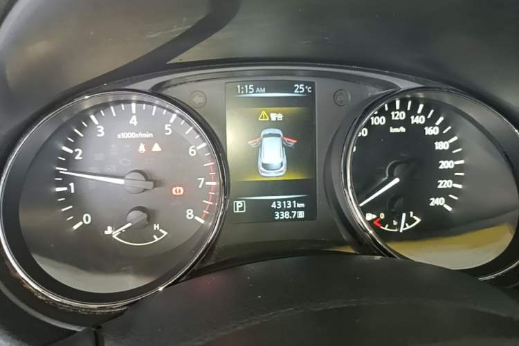 Used Nissan Qashqai 2017 2.0L CVT Smart Enjoyment Version China V Standard Instrument Cluster
