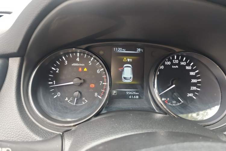 Used Nissan Qashqai 2017 2.0L CVT Smart Enjoyment Version China V Standard Instrument Cluster
