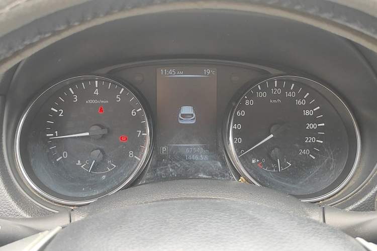 Used Nissan Qashqai 2017 2.0L CVT Luxury Edition China VI Standard Instrument Cluster