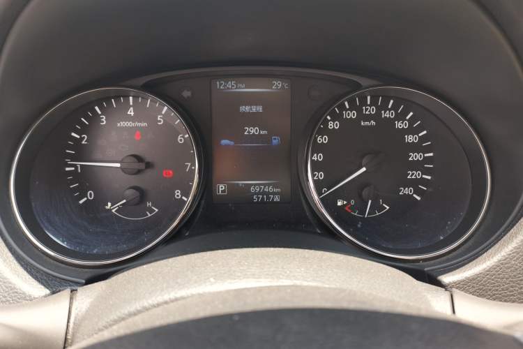 Used Nissan Qashqai 2017 2.0L CVT Elite Edition China V Standard Instrument Cluster