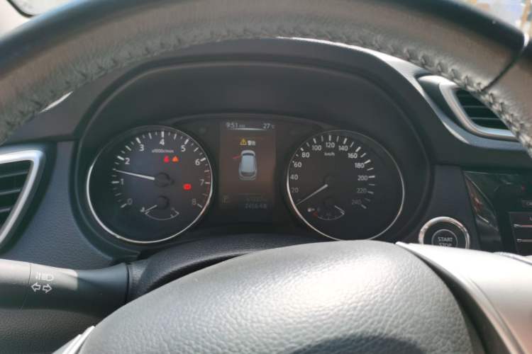 Used Nissan Qashqai 2017 2.0L CVT Luxury Edition China VI Standard Instrument Cluster