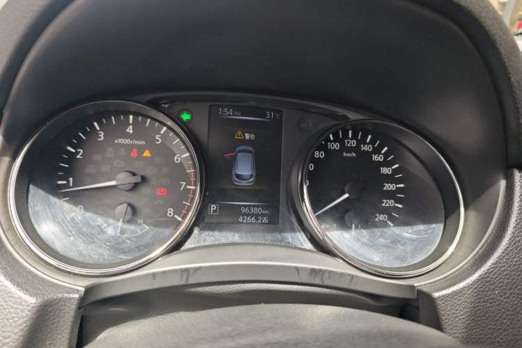 Used Nissan Qashqai 2017 2.0L CVT Smart Enjoyment Version China V Standard Instrument Cluster