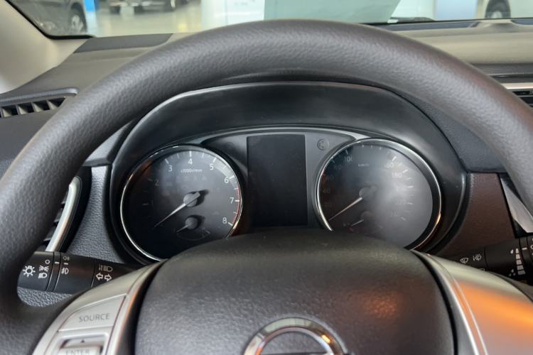 Used Nissan Qashqai 2017 2.0L CVT Elite Edition China V Standard Instrument Cluster