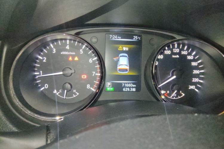 Used Nissan Qashqai 2017 2.0L CVT Elite Edition China V Standard Instrument Cluster