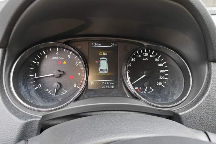 Used Nissan Qashqai 2017 2.0L CVT Smart Enjoyment Version China V Standard Instrument Cluster