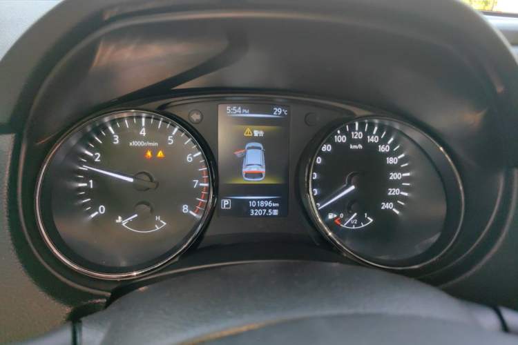 Used Nissan Qashqai 2017 2.0L CVT Smart Enjoyment Version China V Standard Instrument Cluster