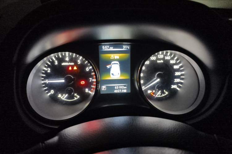 Used Nissan Qashqai 2017 2.0L CVT Smart Enjoyment Version China V Standard Instrument Cluster