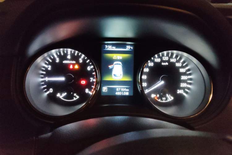 Used Nissan Qashqai 2017 2.0L CVT Smart Enjoyment Version China V Standard Instrument Cluster