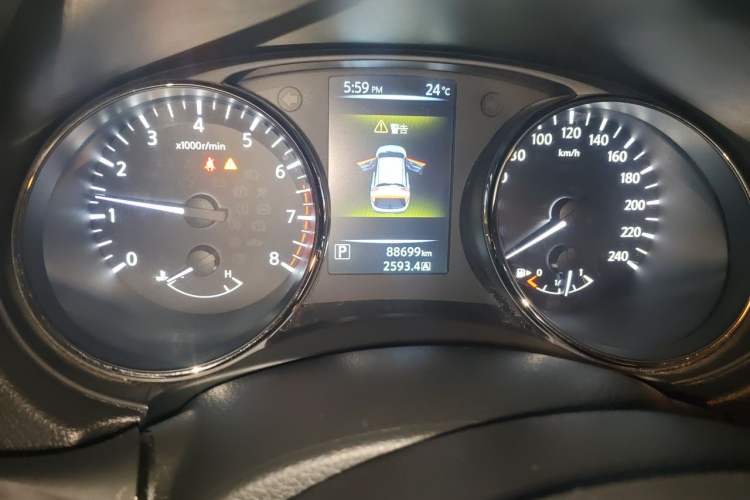 Used Nissan Qashqai 2017 2.0L CVT Elite Edition China V Standard Instrument Cluster