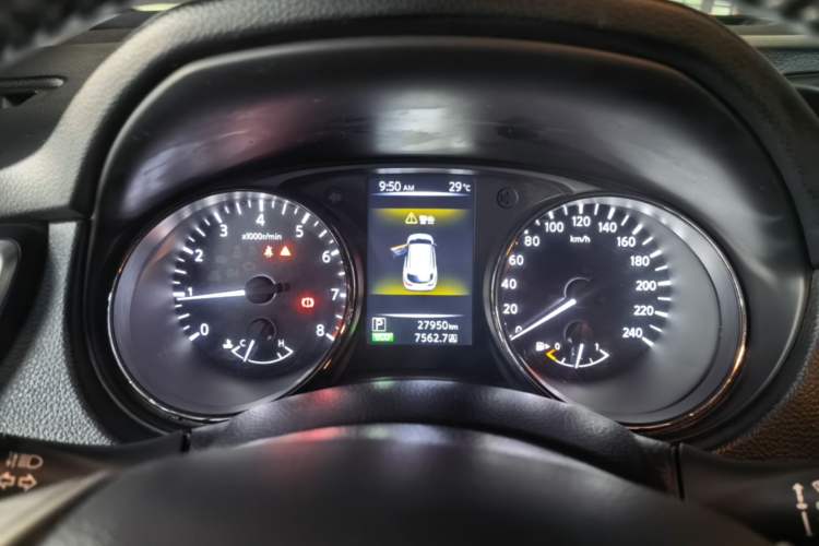 Used Nissan Qashqai 2017 2.0L CVT Smart Enjoyment Version China V Standard Instrument Cluster