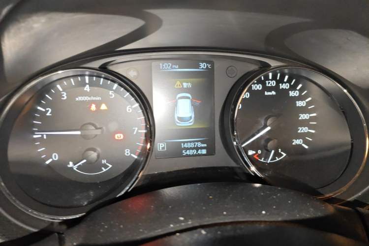 Used Nissan Qashqai 2017 2.0L CVT Smart Enjoyment Version China VI Standard Instrument Cluster