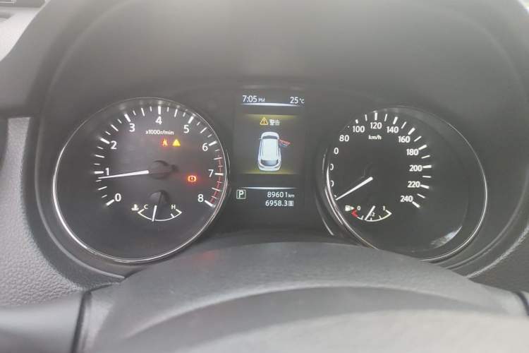 Used Nissan Qashqai 2017 2.0L CVT Smart Enjoyment Version China V Standard Instrument Cluster