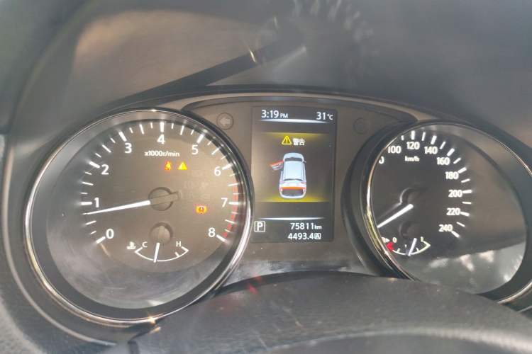 Used Nissan Qashqai 2017 2.0L CVT Smart Enjoyment Version China V Standard Instrument Cluster