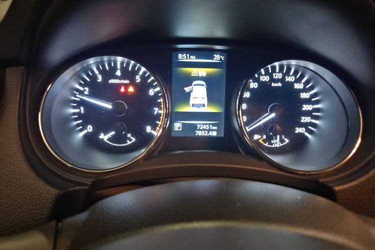 Used Nissan Qashqai 2017 2.0L CVT Luxury Edition China V Standard Instrument Cluster