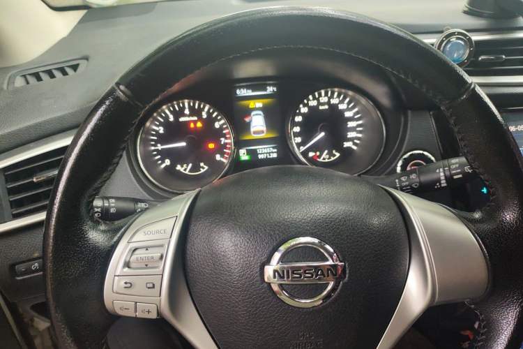 Used Nissan Qashqai 2017 2.0L CVT Luxury Edition China V Standard Instrument Cluster
