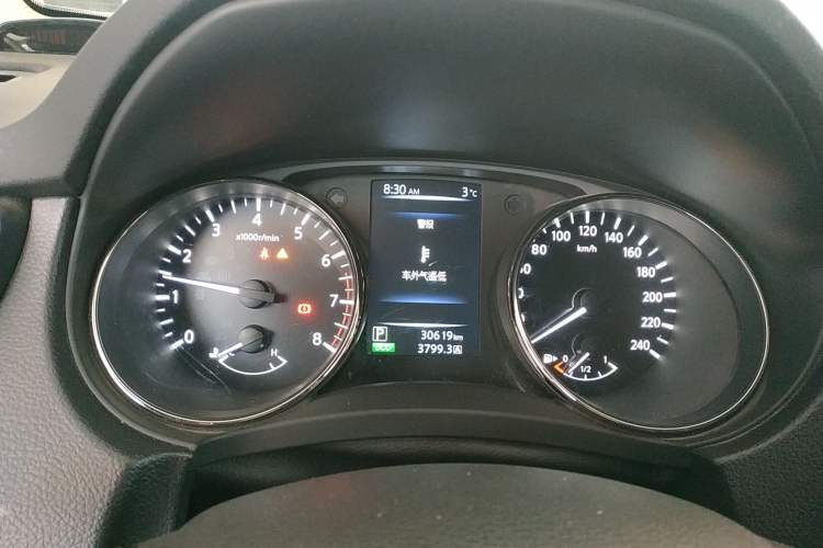 Used Nissan Qashqai 2017 2.0L CVT Smart Enjoyment Version China V Standard Instrument Cluster
