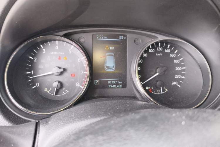 Used Nissan Qashqai 2017 2.0L CVT Smart Enjoyment Version China V Standard Instrument Cluster