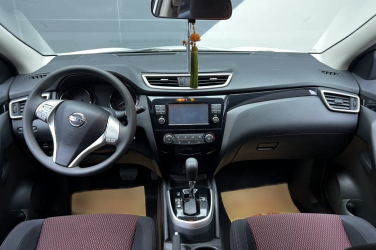 Used Nissan Qashqai 2017 2.0L CVT Elite Edition China V Standard Interior 1