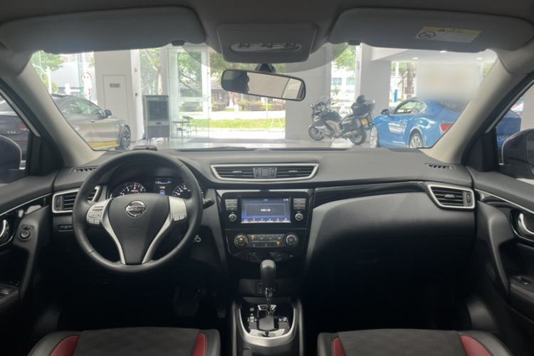Used Nissan Qashqai 2017 2.0L CVT Smart Enjoyment Version China VI Standard Interior 1