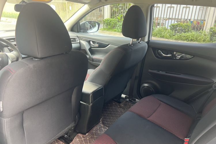 Used Nissan Qashqai 2017 2.0L CVT Elite Edition China V Standard Interior 1