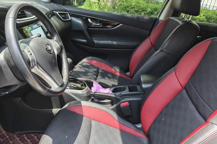 Used Nissan Qashqai 2017 2.0L CVT Smart Enjoyment Version China VI Standard Interior 1