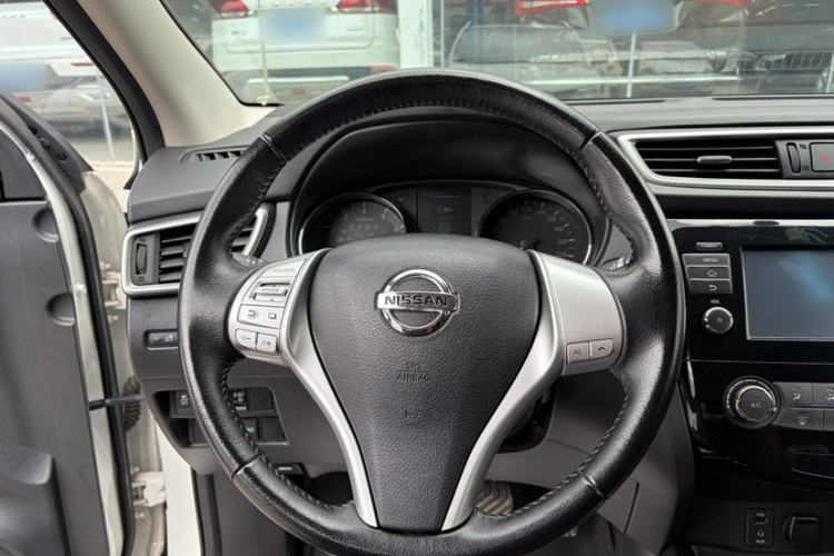 Used Nissan Qashqai 2017 2.0L CVT Luxury Edition China V Standard Interior 2