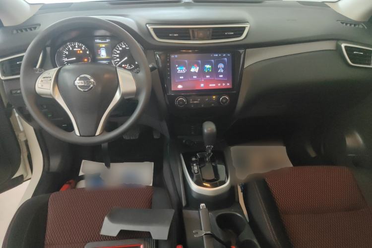 Used Nissan Qashqai 2017 1.2T CVT Fashion Edition Interior 2