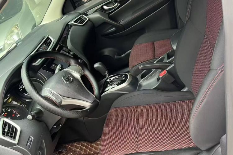 Used Nissan Qashqai 2017 2.0L CVT Elite Edition China V Standard Interior 2