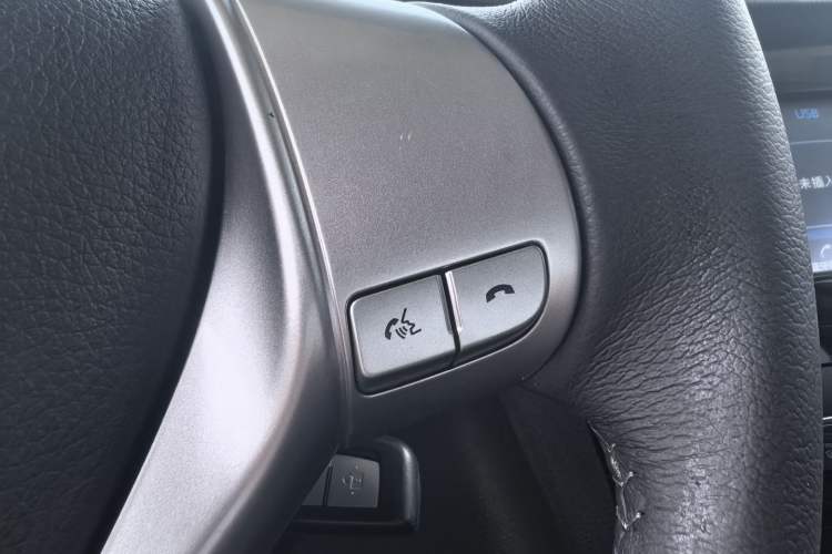 Used Nissan Qashqai 2017 2.0L CVT Smart Enjoyment Version China VI Standard Interior 2