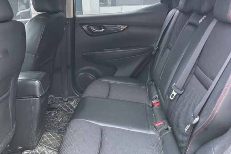 Used Nissan Qashqai 2017 2.0L CVT Smart Enjoyment Version China V Standard Interior 3