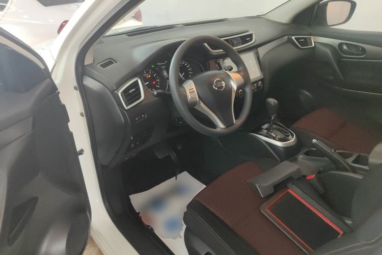 Used Nissan Qashqai 2017 1.2T CVT Fashion Edition Interior 3